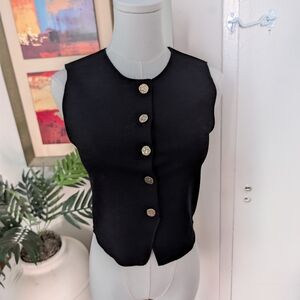 🍒 𝑷𝑹𝑰𝑪𝑬 ↓ Zara Black Sleeveless Vest Silver Buttons